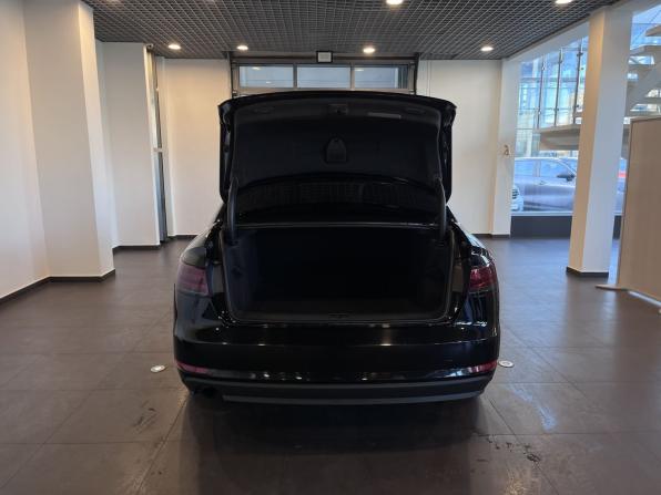 Audi A4 V (B9) с пробегом 2017 года, цена 2 040 000 рублей, 157832 км, седан, Автокод Объявления
