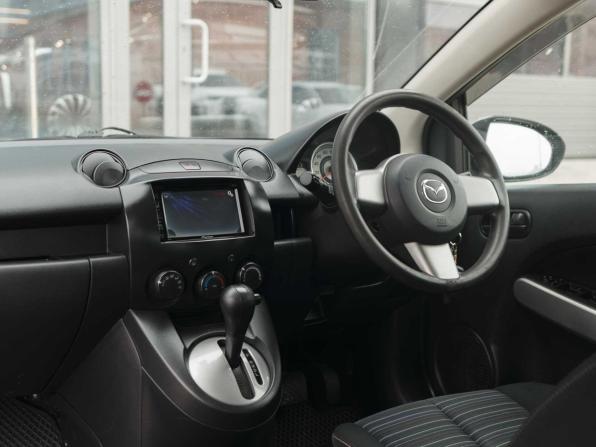 Mazda Demio III (DE) с пробегом 2008 года, цена 550 000 рублей, 135911 км, хэтчбек, Автокод Объявления