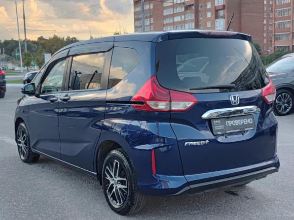Honda Freed II с пробегом 2016 года, цена 1 545 000 рублей, 68237 км, компактвэн, Автокод Объявления