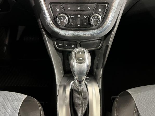 Opel Mokka I с пробегом 2013 года, цена 949 000 рублей, 185000 км, внедорожник, Автокод Объявления