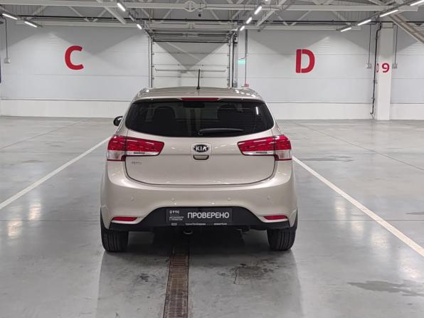 Kia Rio III Рестайлинг с пробегом 2015 года, цена 899 000 рублей, 63549 км, хэтчбек, Автокод Объявления