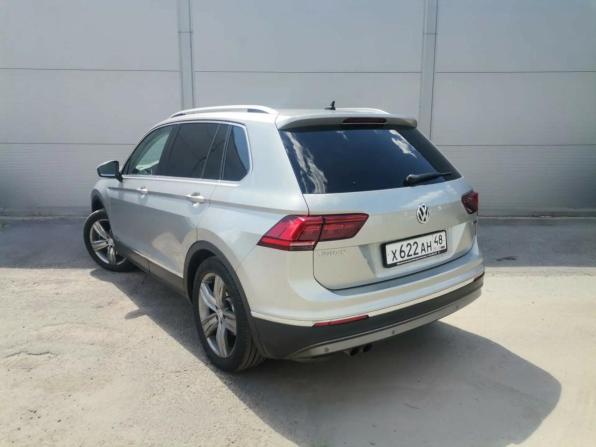 Volkswagen Tiguan II с пробегом 2018 года, цена 2 896 000 рублей, 102000 км, внедорожник, Автокод Объявления