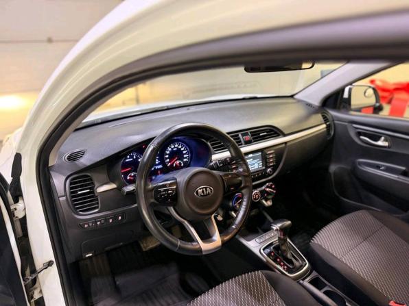 Kia Rio IV с пробегом 2019 года, цена 1 418 000 рублей, 107681 км, хэтчбек, Автокод Объявления