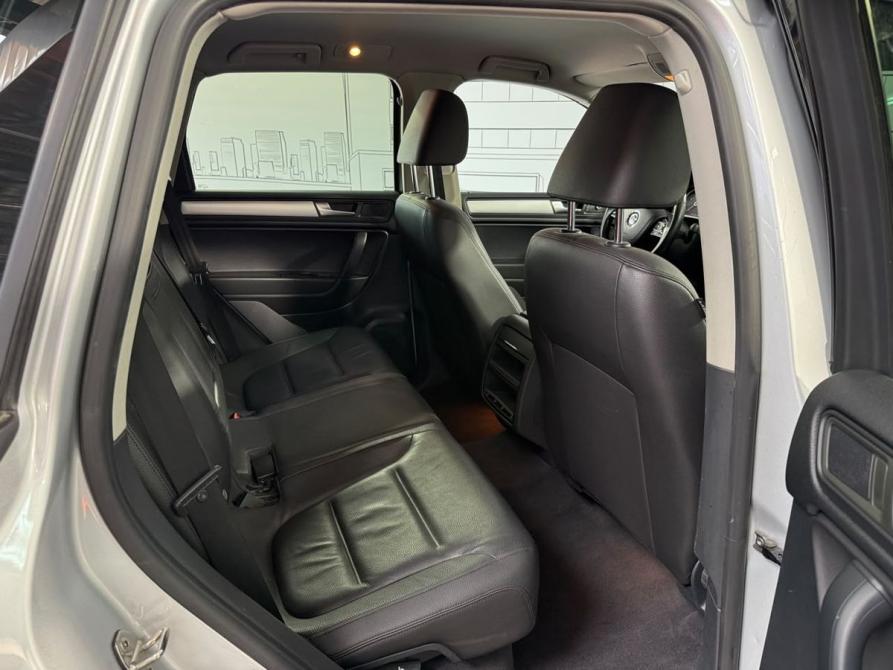 Volkswagen Touareg II Москва  - изображение 22