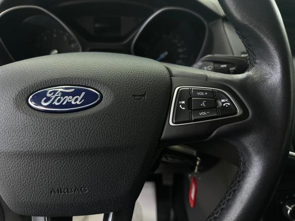 Ford Focus III Рестайлинг с пробегом 2018 года, цена 1 150 000 рублей, 105457 км, хэтчбек, Автокод Объявления