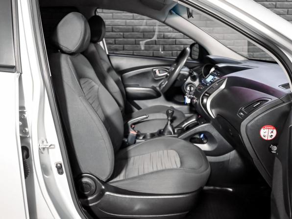 Hyundai ix35 I Рестайлинг с пробегом 2014 года, цена 950 000 рублей, 270077 км, внедорожник, Автокод Объявления