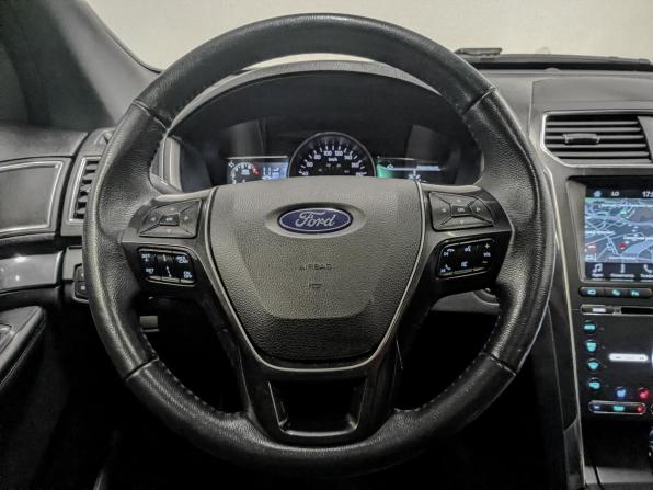 Ford Explorer V Рестайлинг 2 с пробегом 2018 года, цена 3 300 000 рублей, 97302 км, внедорожник, Автокод Объявления