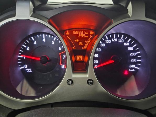 Nissan Juke I Рестайлинг с пробегом 2014 года, цена 992 000 рублей, 168827 км, внедорожник, Автокод Объявления