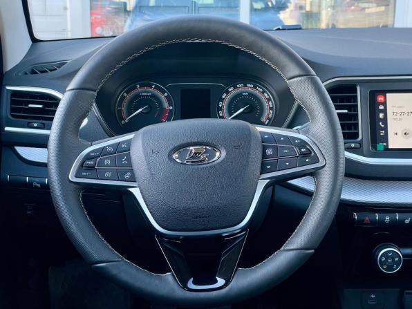 Lada (ВАЗ) Vesta I Рестайлинг (NG) с пробегом 2025 года, цена 1 550 000 рублей, 13303 км, седан, Автокод Объявления