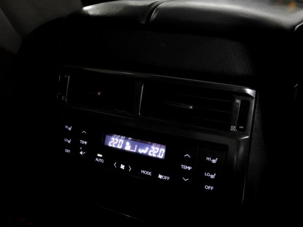 Lexus LX III с пробегом 2008 года, цена 2 699 000 рублей, 214550 км, внедорожник, Автокод Объявления