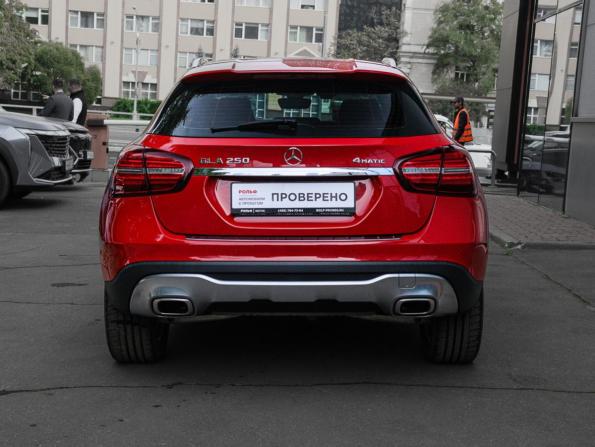 Mercedes-Benz GLA I (X156) Рестайлинг с пробегом 2018 года, цена 2 850 000 рублей, 72099 км, внедорожник, Автокод Объявления