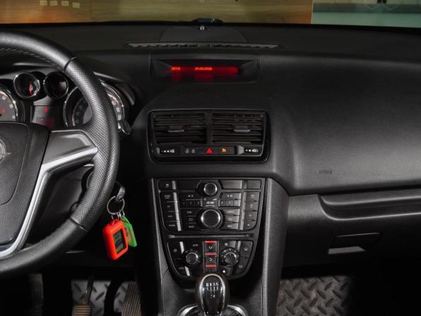 Opel Meriva B с пробегом 2011 года, цена 648 000 рублей, 132231 км, компактвэн, Автокод Объявления