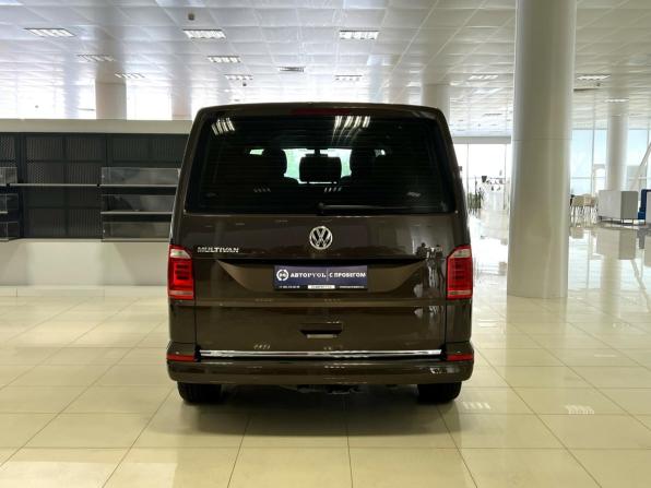 Volkswagen Multivan T6 с пробегом 2015 года, цена 2 860 000 рублей, 175974 км, минивэн, Автокод Объявления