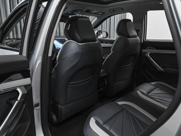 Geely Atlas II с пробегом 2024 года, цена 2 724 000 рублей, 19903 км, внедорожник, Автокод Объявления