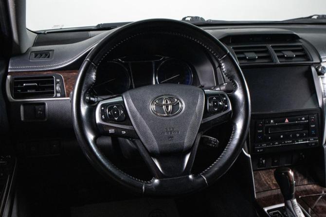 Toyota Camry VII (XV50) Рестайлинг 2 с пробегом 2017 года, цена 2 199 000 рублей, 182873 км, седан, Автокод Объявления