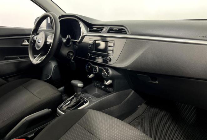 Kia Rio IV Рестайлинг с пробегом 2021 года, цена 1 670 000 рублей, 74355 км, седан, Автокод Объявления