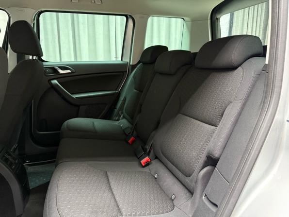 Skoda Yeti I Рестайлинг с пробегом 2014 года, цена 1 349 000 рублей, 238432 км, внедорожник, Автокод Объявления