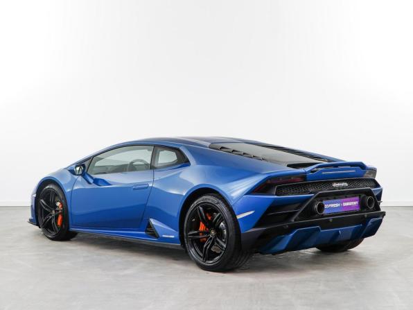 Lamborghini Huracán I Рестайлинг с пробегом 2022 года, цена 27 696 900 рублей, 2539 км, купе, Автокод Объявления