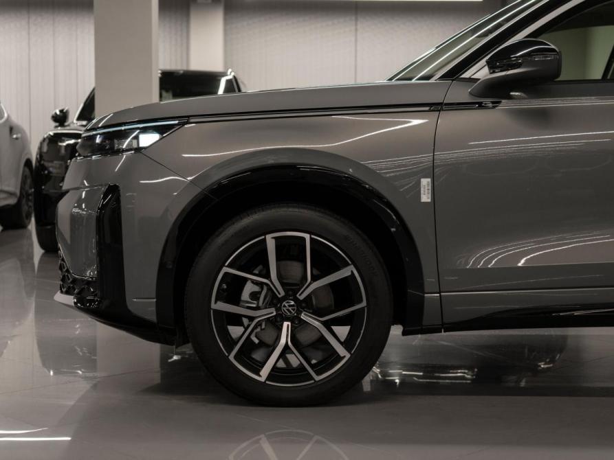 Volkswagen Tavendor I Рестайлинг Москва  - изображение 29
