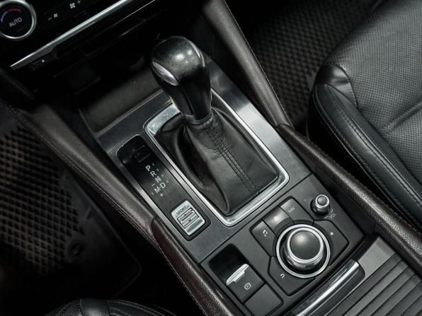Mazda 6 III (GJ) Рестайлинг с пробегом 2017 года, цена 1 712 000 рублей, 201308 км, седан, Автокод Объявления