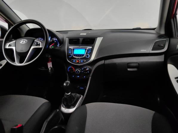 Hyundai Solaris I с пробегом 2011 года, цена 548 000 рублей, 192056 км, хэтчбек, Автокод Объявления