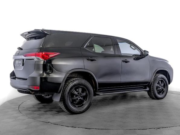 Toyota Fortuner II с пробегом 2019 года, цена 3 335 000 рублей, 76190 км, внедорожник, Автокод Объявления