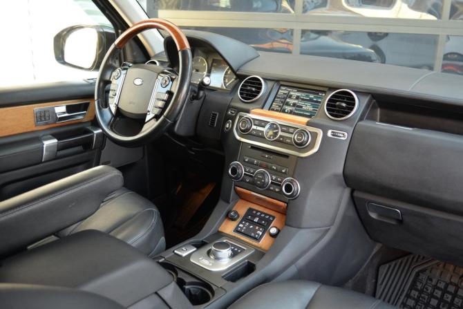 Land Rover Discovery IV Рестайлинг с пробегом 2014 года, цена 2 300 000 рублей, 219000 км, внедорожник, Автокод Объявления