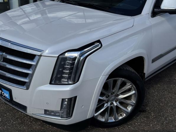 Cadillac Escalade IV с пробегом 2020 года, цена 4 300 000 рублей, 180366 км, внедорожник, Автокод Объявления