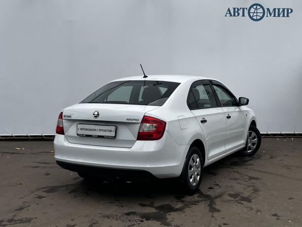 Skoda Rapid I с пробегом 2016 года, цена 900 000 рублей, 122189 км, лифтбек, Автокод Объявления