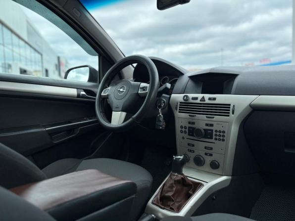 Opel Astra H Рестайлинг с пробегом 2008 года, цена 390 000 рублей, 366559 км, универсал, Автокод Объявления