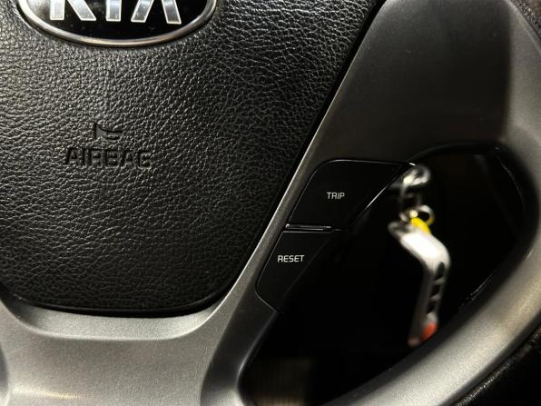 Kia Rio III Рестайлинг с пробегом 2015 года, цена 1 100 000 рублей, 146388 км, седан, Автокод Объявления