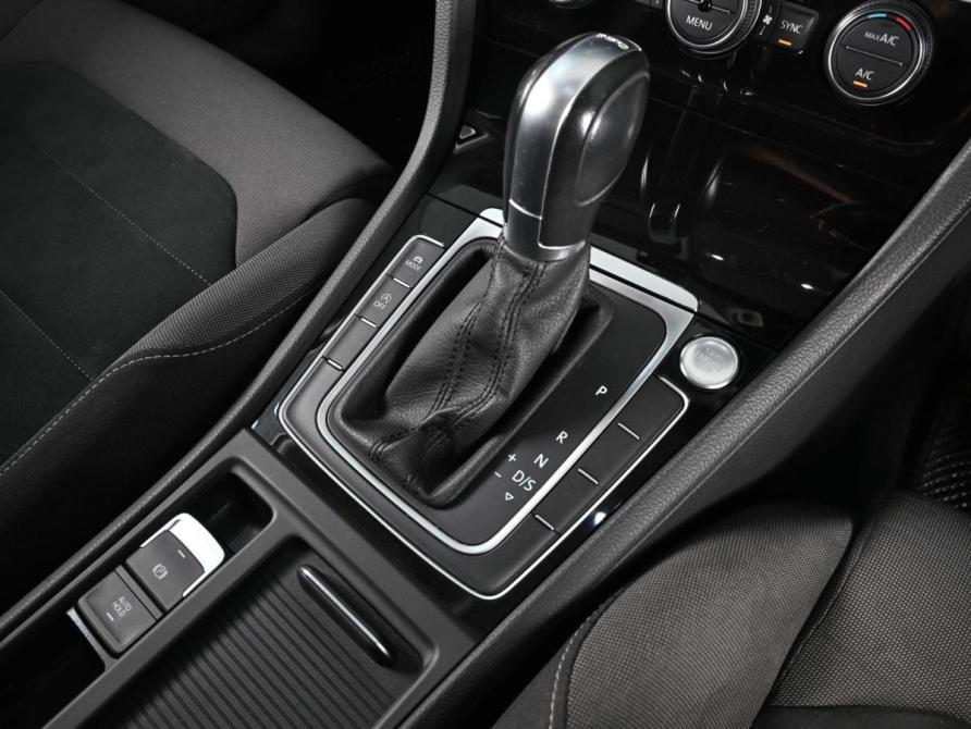 Volkswagen Golf VII Рестайлинг Ростов-на-Дону  - изображение 15