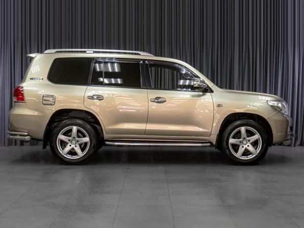 Toyota Land Cruiser 200 Series с пробегом 2011 года, цена 3 609 000 рублей, 319991 км, внедорожник, Автокод Объявления