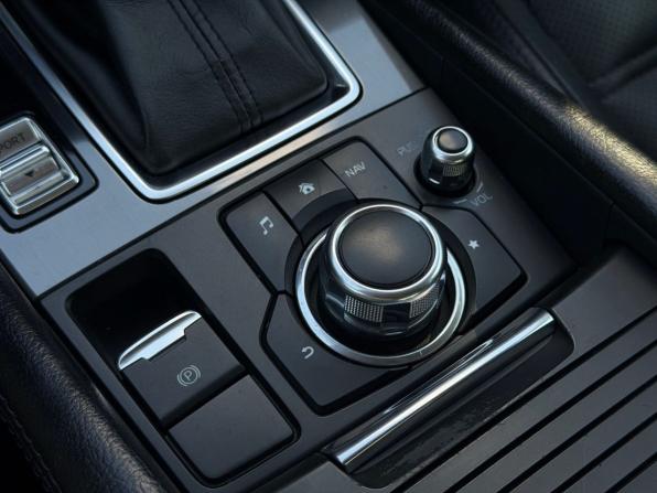 Mazda 6 III (GJ) Рестайлинг с пробегом 2015 года, цена 1 550 000 рублей, 188500 км, седан, Автокод Объявления