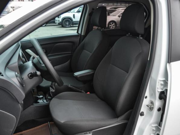 Renault Logan II Рестайлинг с пробегом 2020 года, цена 1 199 000 рублей, 28812 км, седан, Автокод Объявления