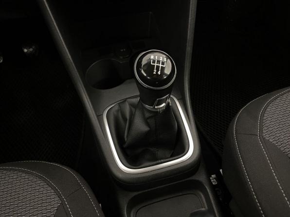Volkswagen Polo V Рестайлинг с пробегом 2018 года, цена 1 050 000 рублей, 129258 км, седан, Автокод Объявления