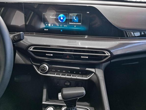 Changan Eado Plus с пробегом 2023 года, цена 1 750 000 рублей, 18900 км, седан, Автокод Объявления