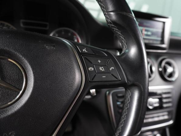 Mercedes-Benz A-Класс III (W176) с пробегом 2013 года, цена 1 329 000 рублей, 179554 км, хэтчбек, Автокод Объявления