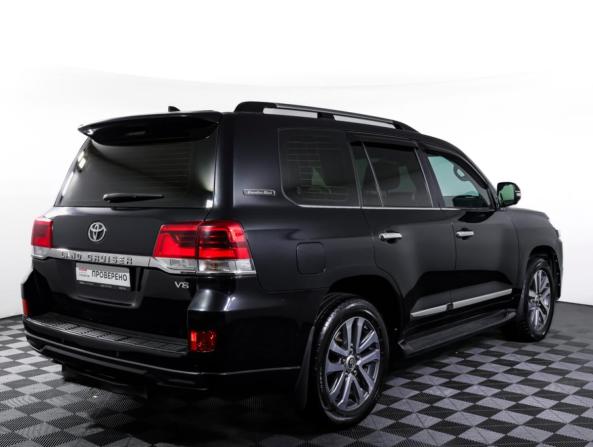 Toyota Land Cruiser 200 Series Рестайлинг 2 с пробегом 2017 года, цена 6 590 000 рублей, 163000 км, внедорожник, Автокод Объявления