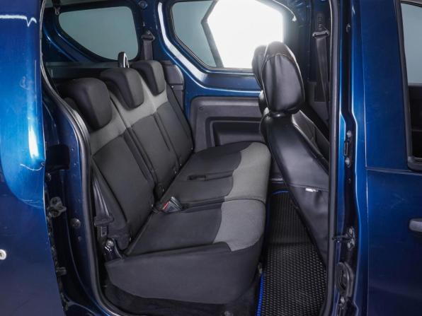 Renault Dokker I с пробегом 2018 года, цена 1 069 000 рублей, 119888 км, компактвэн, Автокод Объявления