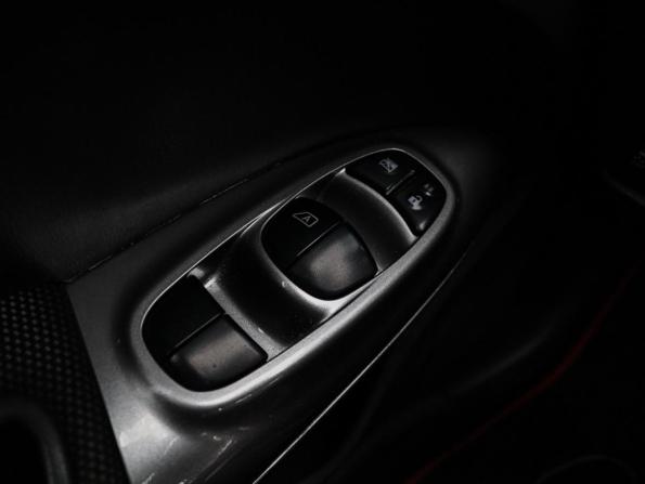 Nissan Juke I с пробегом 2013 года, цена 950 000 рублей, 119127 км, внедорожник, Автокод Объявления