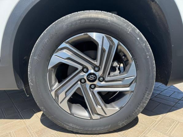Hyundai Santa Fe IV Рестайлинг с пробегом 2020 года, цена 3 399 900 рублей, 44671 км, внедорожник, Автокод Объявления