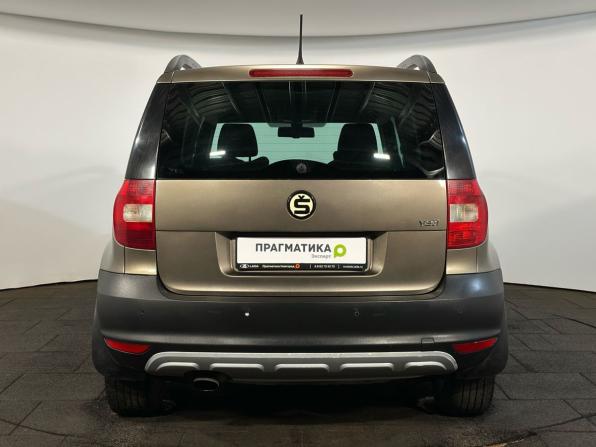 Skoda Yeti I с пробегом 2012 года, цена 569 900 рублей, 281651 км, внедорожник, Автокод Объявления