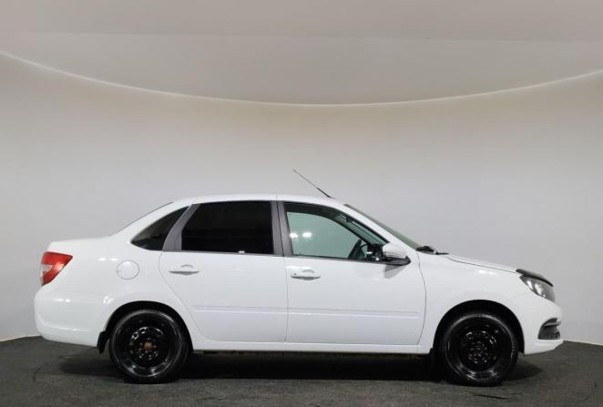 Lada (ВАЗ) Granta I Рестайлинг с пробегом 2023 года, цена 740 000 рублей, 102589 км, седан, Автокод Объявления