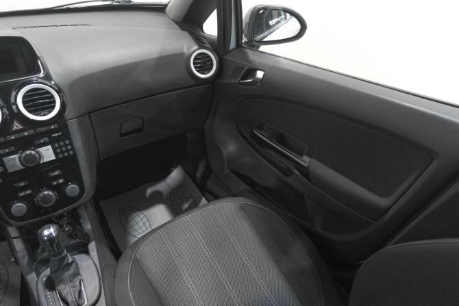 Opel Corsa D Рестайлинг I с пробегом 2012 года, цена 629 000 рублей, 119000 км, хэтчбек, Автокод Объявления