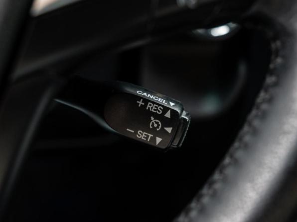 Toyota Camry VII (XV50) Рестайлинг с пробегом 2017 года, цена 2 030 000 рублей, 186083 км, седан, Автокод Объявления