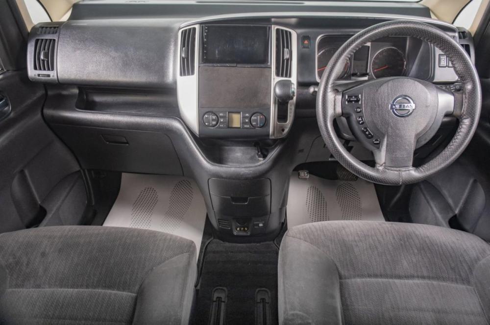 Nissan Serena III (C25) Томск  - изображение 11