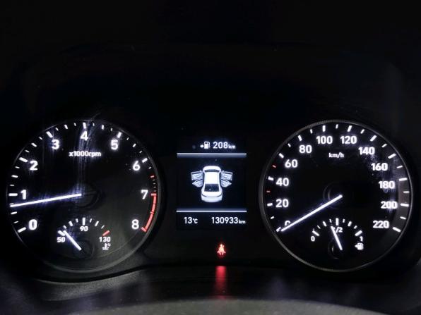 Hyundai Solaris II с пробегом 2018 года, цена 1 170 000 рублей, 130000 км, седан, Автокод Объявления