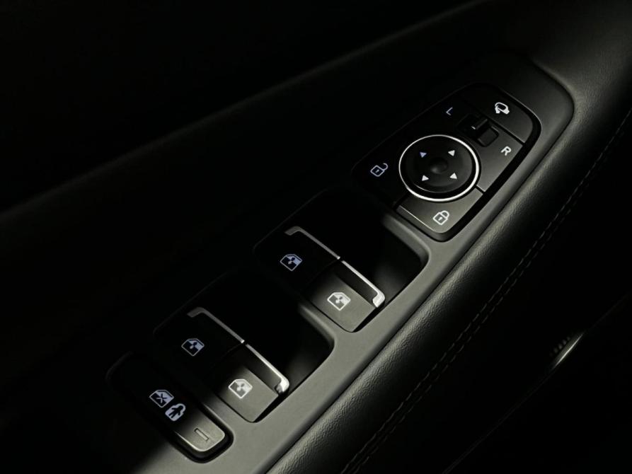 Hyundai Santa Fe IV Рестайлинг Санкт-Петербург  - изображение 19
