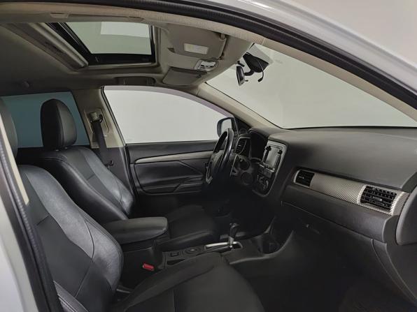 Mitsubishi Outlander III Рестайлинг с пробегом 2014 года, цена 2 220 000 рублей, 197165 км, внедорожник, Автокод Объявления